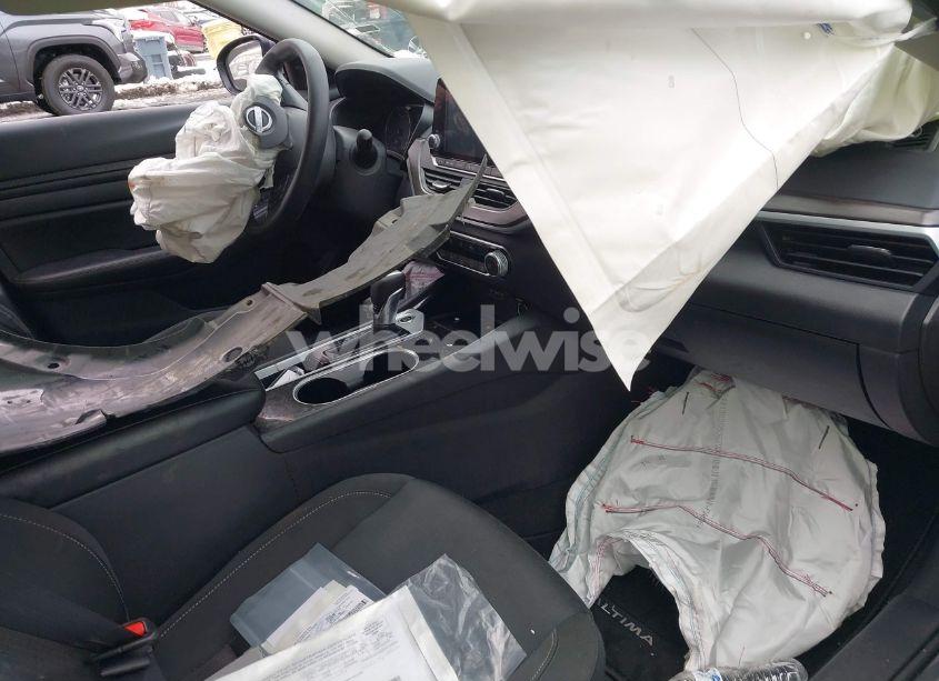 Photo 5 of 2024 Nissan Altima SV FWD (VIN 1N4BL4DV3RN312073)