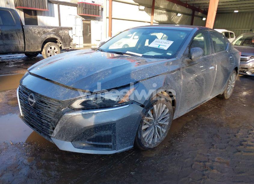 Photo 2 of 2024 Nissan Altima SV FWD (VIN 1N4BL4DV3RN312414)