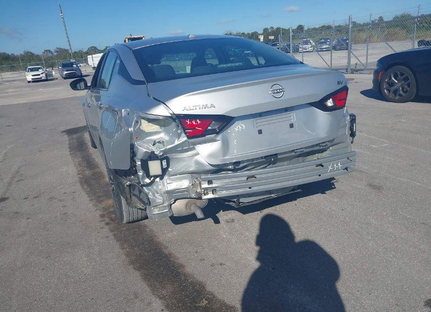 Photo 6 of 2024 Nissan Altima SV FWD (VIN 1N4BL4DV3RN348149)