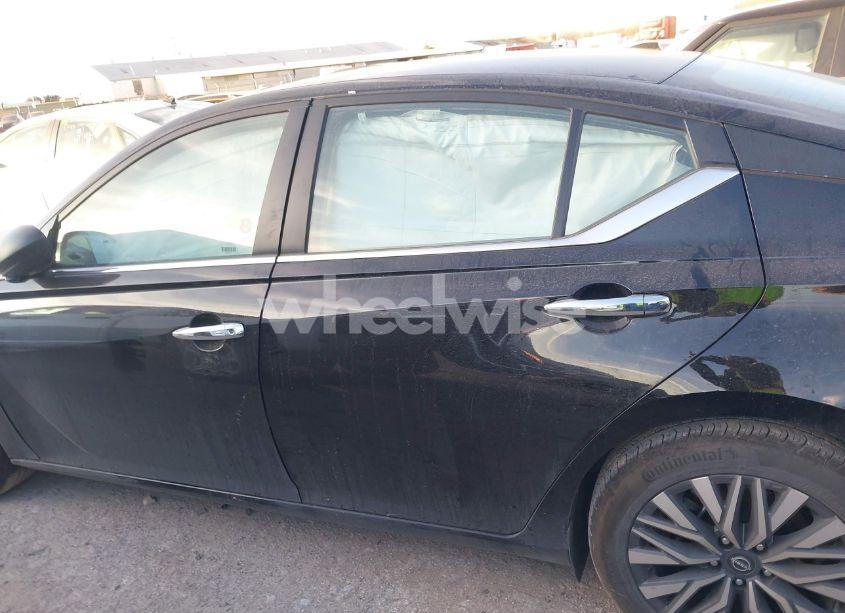 Photo 14 of 2024 Nissan Altima SV FWD (VIN 1N4BL4DV3RN349379)