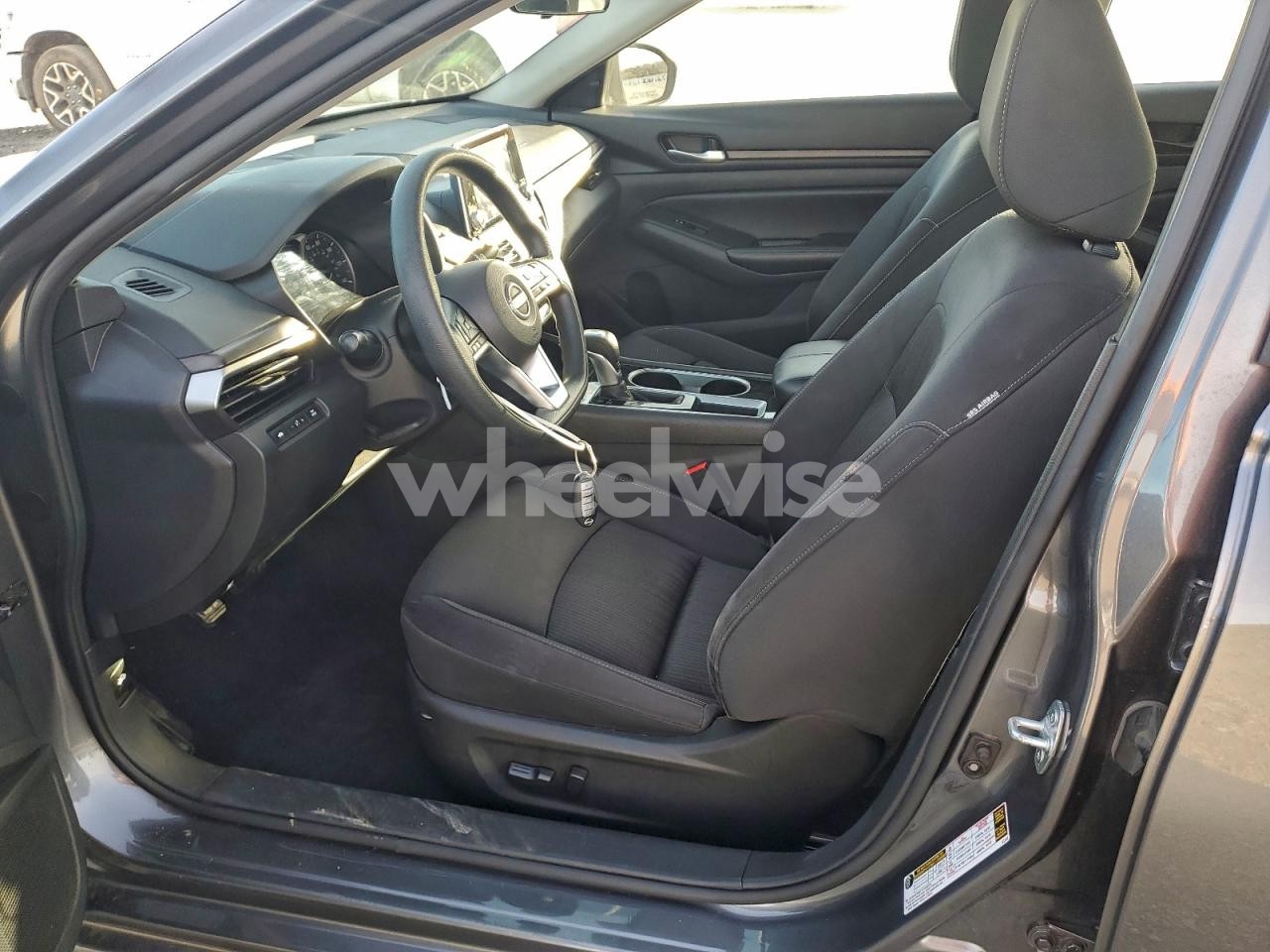 Photo 7 of 2024 NISSAN ALTIMA SV (VIN 1N4BL4DV3RN362343)