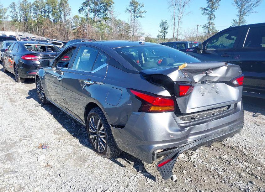 Photo 3 of 2024 Nissan Altima SV FWD (VIN 1N4BL4DV3RN365145)