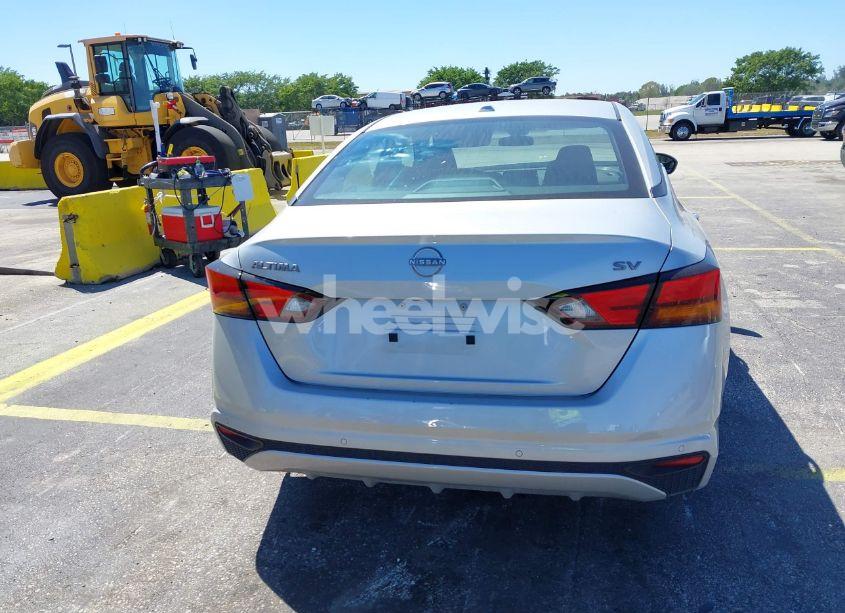 Photo 17 of 2024 Nissan Altima SV FWD (VIN 1N4BL4DV3RN375951)