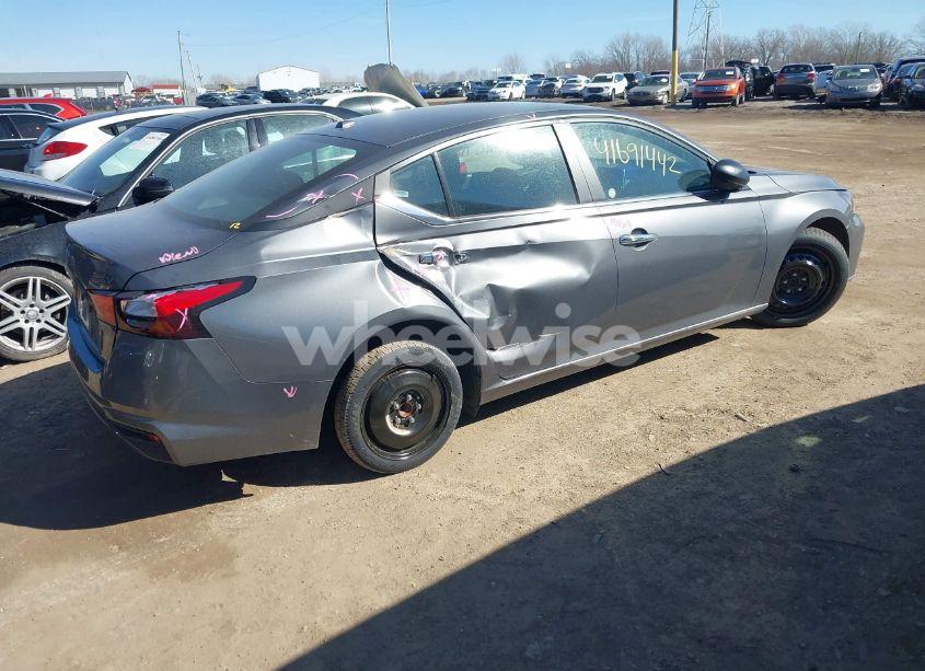 Photo 4 of 2024 Nissan Altima SV FWD (VIN 1N4BL4DV3RN380549)