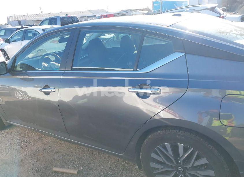 Photo 14 of 2024 Nissan Altima SV FWD (VIN 1N4BL4DV3RN417955)