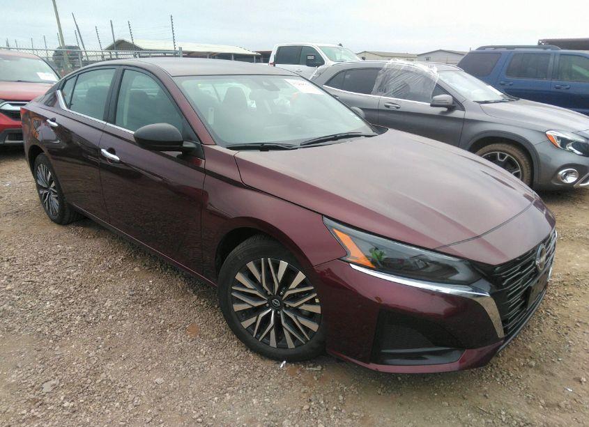 2024 Nissan Altima SV FWD (VIN 1N4BL4DV3RN428874) main photo