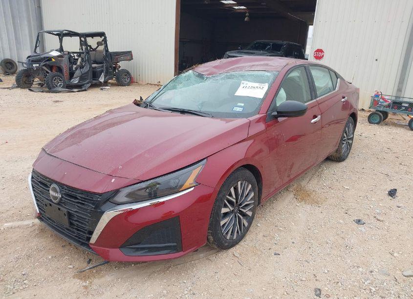 Photo 2 of 2024 Nissan Altima SV (VIN 1N4BL4DV3RN431032)