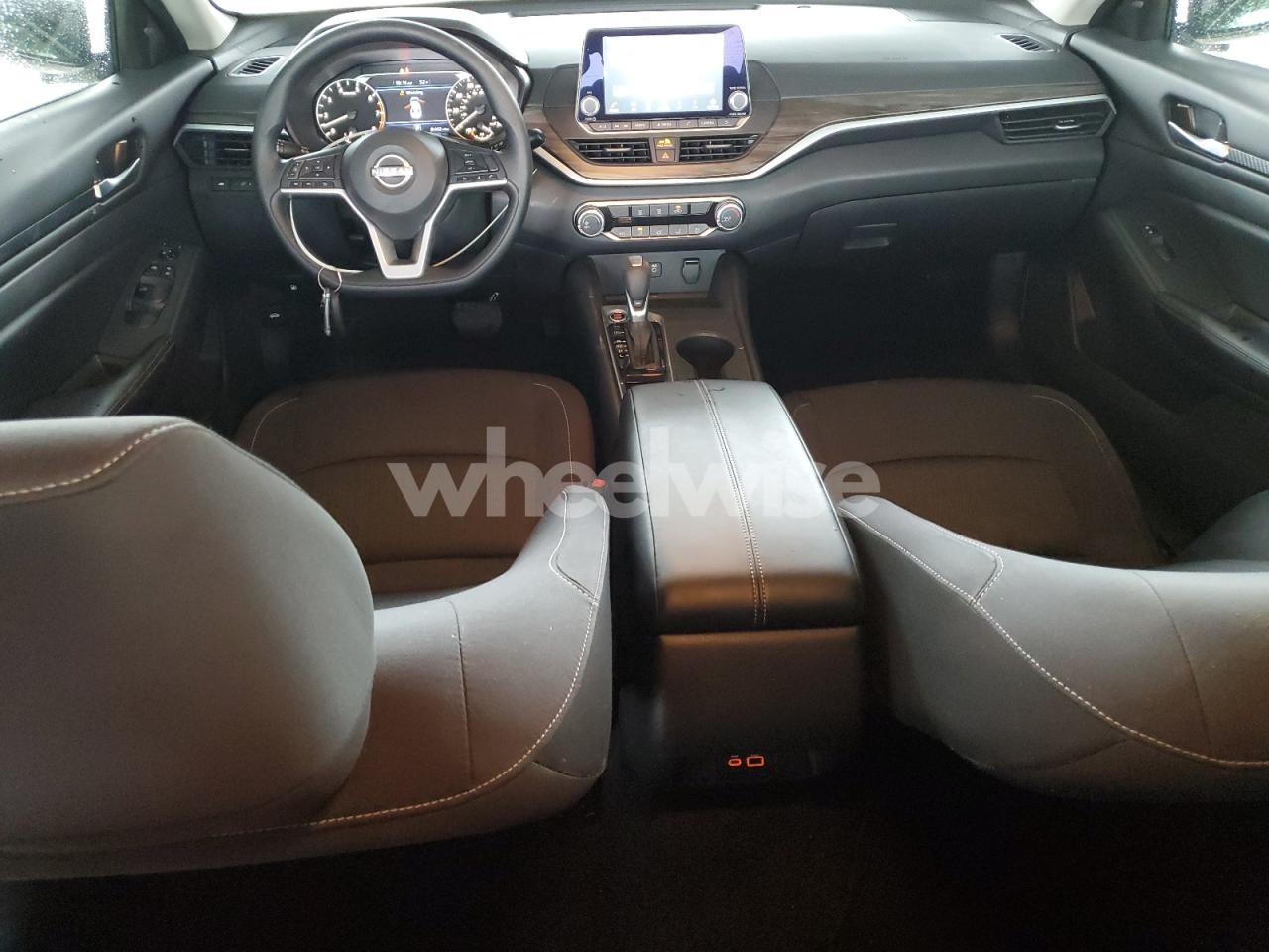 Photo 8 of 2025 NISSAN ALTIMA SV (VIN 1N4BL4DV3SN332300)