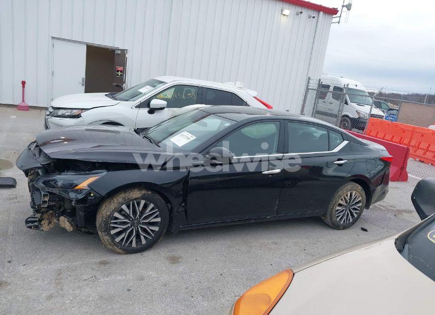Photo 15 of 2025 Nissan Altima SV FWD (VIN 1N4BL4DV3SN334001)