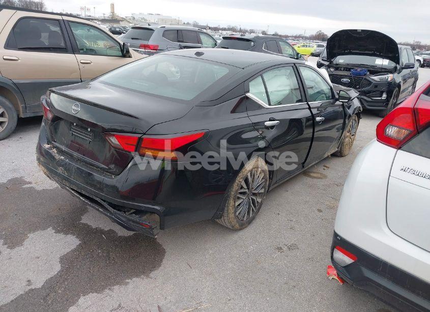 Photo 4 of 2025 Nissan Altima SV FWD (VIN 1N4BL4DV3SN334001)