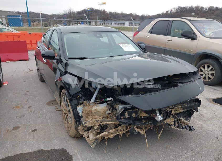 Photo 6 of 2025 Nissan Altima SV FWD (VIN 1N4BL4DV3SN334001)