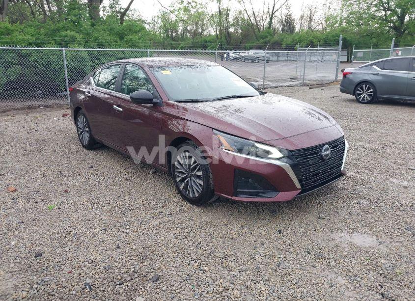 2025 Nissan Altima SV FWD (VIN 1N4BL4DV3SN335052) main photo