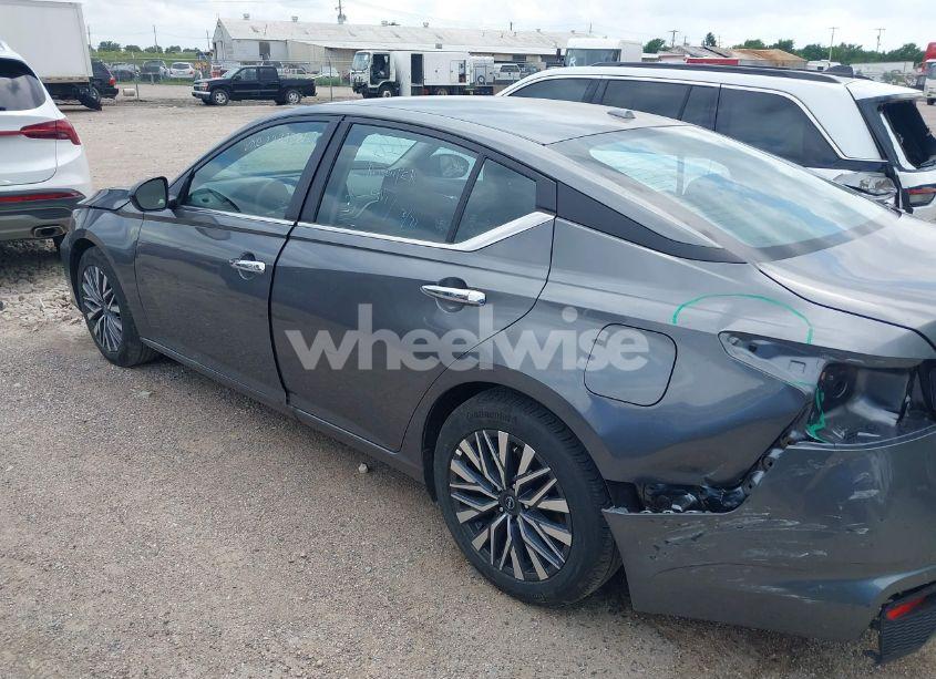 Photo 14 of 2025 Nissan Altima SV FWD (VIN 1N4BL4DV3SN366995)