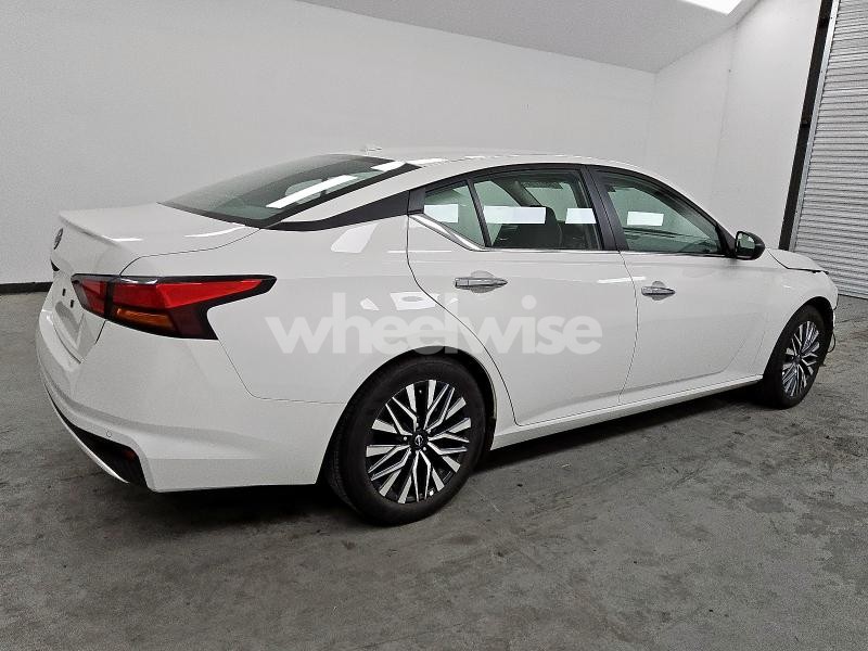 Photo 9 of 2025 NISSAN ALTIMA SV (VIN 1N4BL4DV3SN399575)