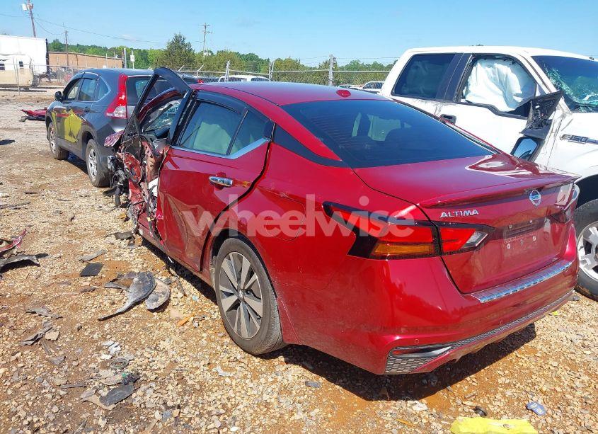 Photo 3 of 2019 Nissan Altima 2.5 SV (VIN 1N4BL4DV4KC108657)