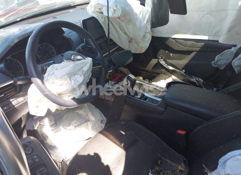 Photo 5 of 2019 Nissan Altima 2.5 SV (VIN 1N4BL4DV4KC108657)