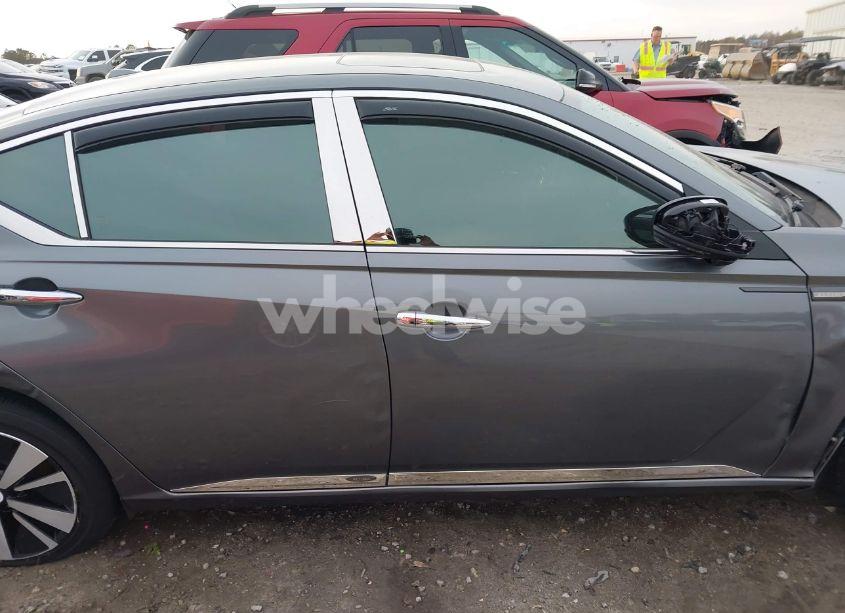Photo 13 of 2019 Nissan Altima 2.5 SV (VIN 1N4BL4DV4KC135888)