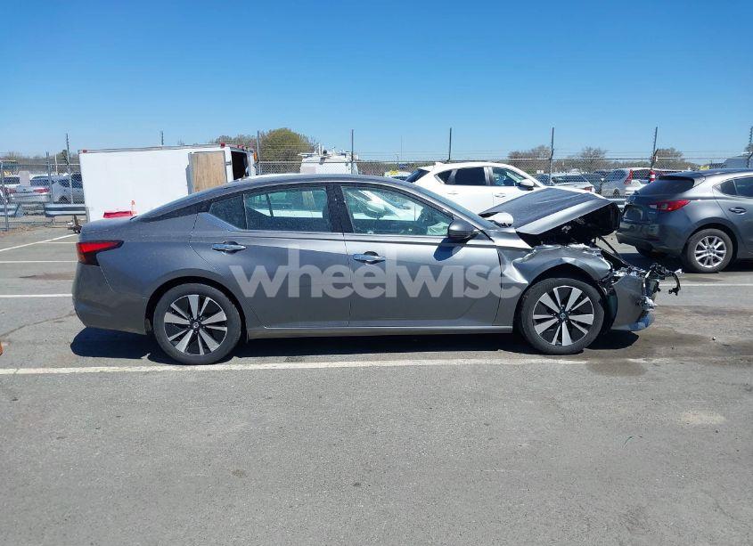 Photo 14 of 2020 Nissan Altima SV FWD (VIN 1N4BL4DV4LC167077)