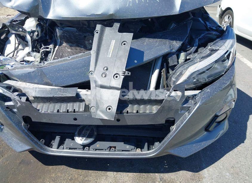 Photo 6 of 2020 Nissan Altima SV FWD (VIN 1N4BL4DV4LC167077)