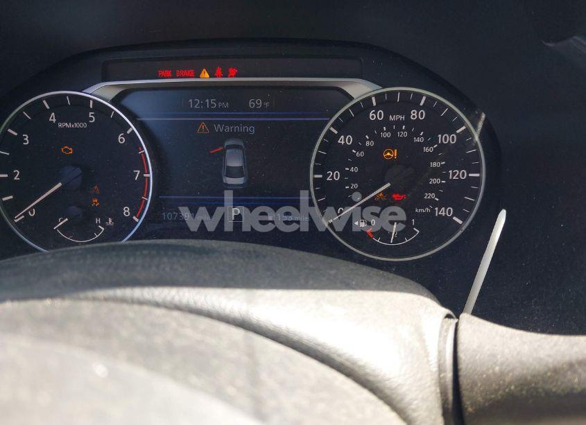 Photo 7 of 2020 Nissan Altima SV FWD (VIN 1N4BL4DV4LC167077)