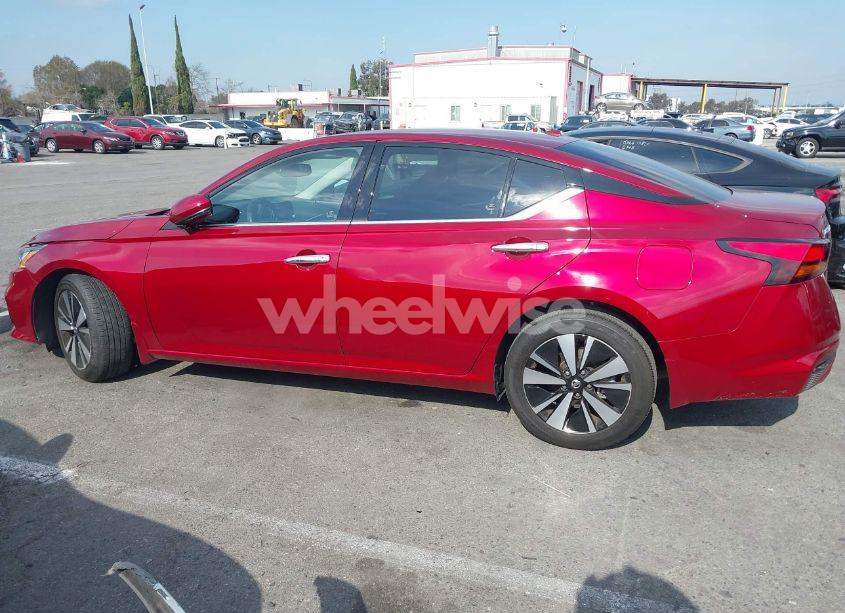 Photo 14 of 2020 Nissan Altima SV FWD (VIN 1N4BL4DV4LC241758)