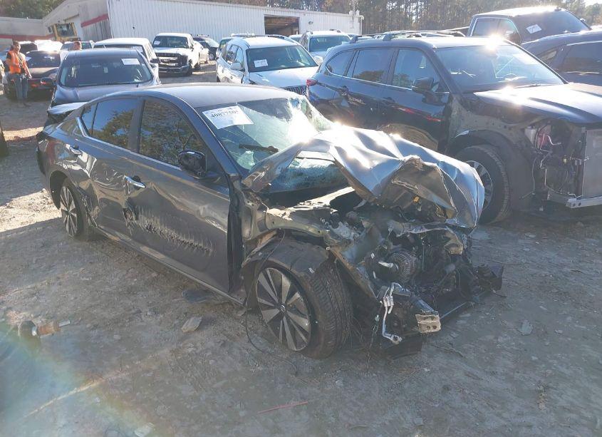 Photo 13 of 2021 Nissan Altima SV FWD (VIN 1N4BL4DV4MN335144)