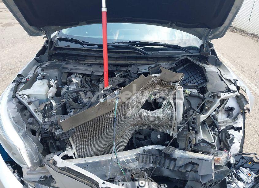 Photo 10 of 2021 Nissan Altima SV FWD (VIN 1N4BL4DV4MN412272)