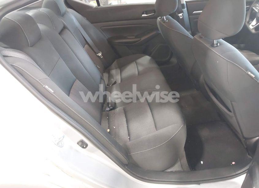 Photo 8 of 2022 Nissan Altima SV FWD (VIN 1N4BL4DV4NN317096)