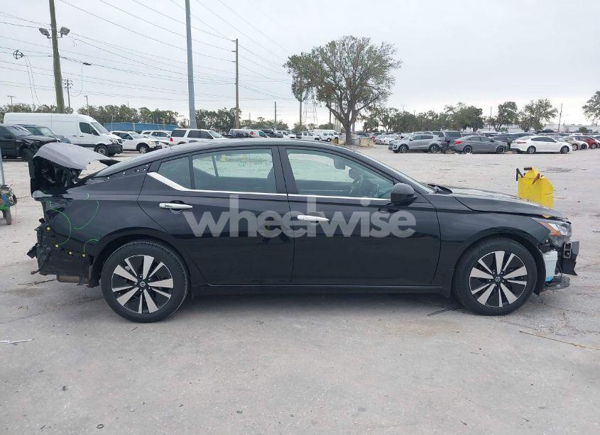 Photo 13 of 2022 Nissan Altima SV FWD (VIN 1N4BL4DV4NN320404)