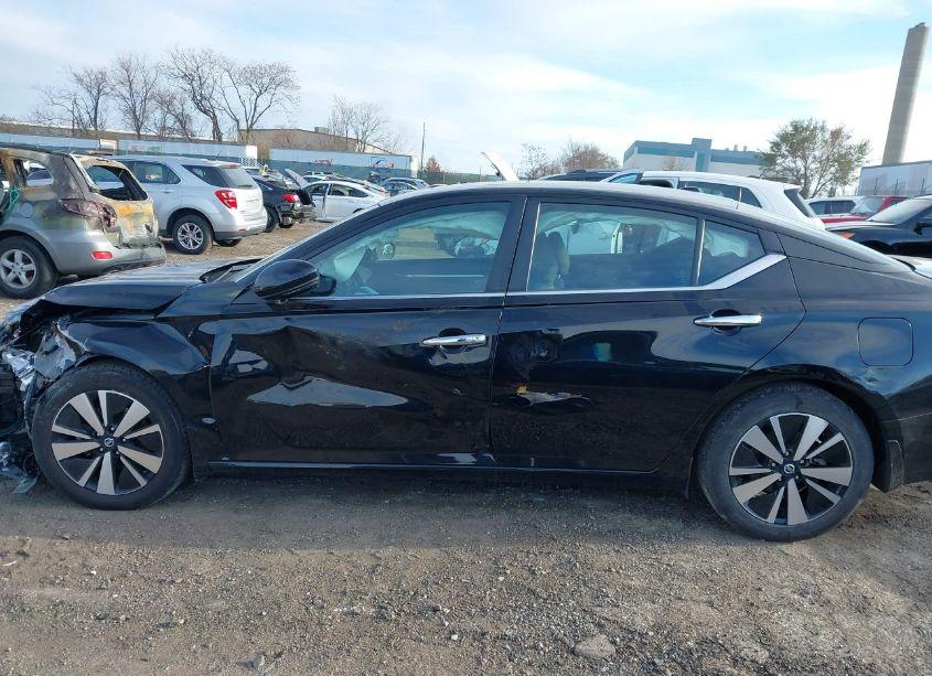 Photo 13 of 2022 Nissan Altima SV FWD (VIN 1N4BL4DV4NN329099)