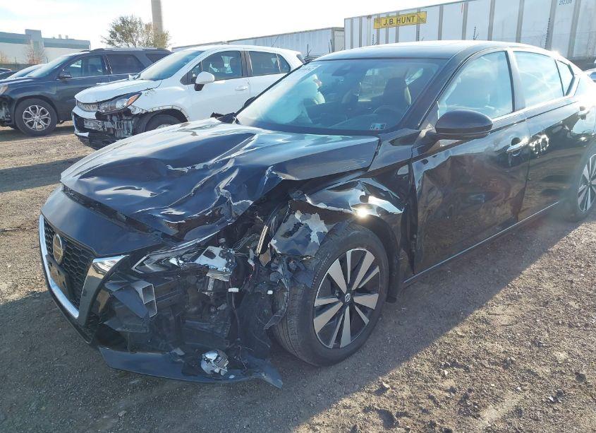 Photo 6 of 2022 Nissan Altima SV FWD (VIN 1N4BL4DV4NN329099)