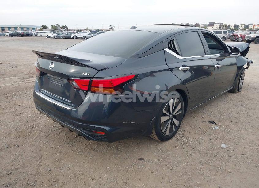 Photo 4 of 2022 Nissan Altima SV FWD (VIN 1N4BL4DV4NN361583)