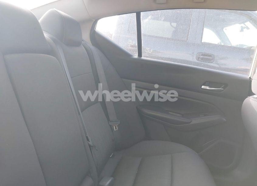 Photo 8 of 2022 Nissan Altima SV FWD (VIN 1N4BL4DV4NN396799)