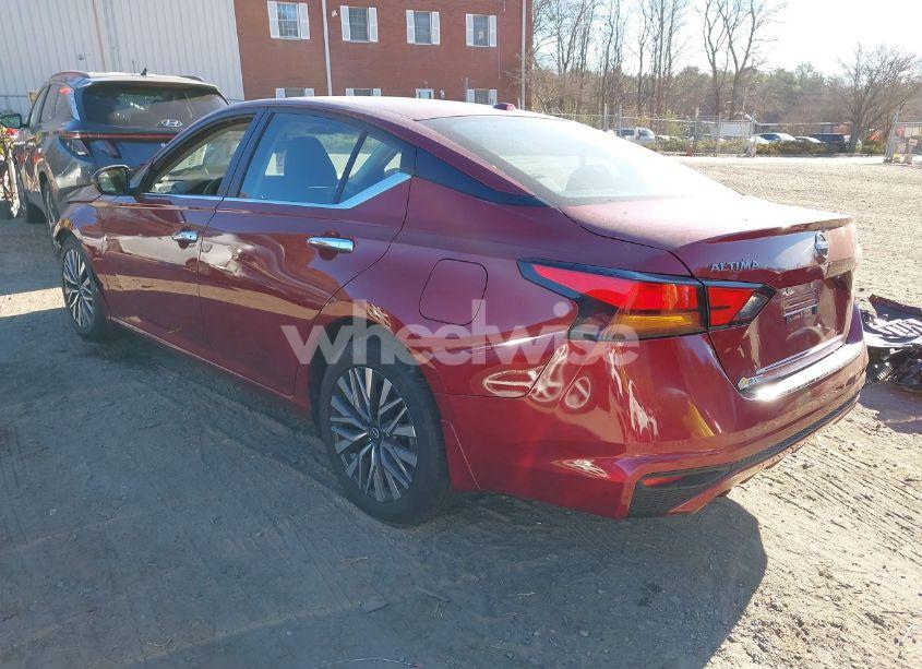 Photo 3 of 2023 Nissan Altima SV FWD (VIN 1N4BL4DV4PN301886)