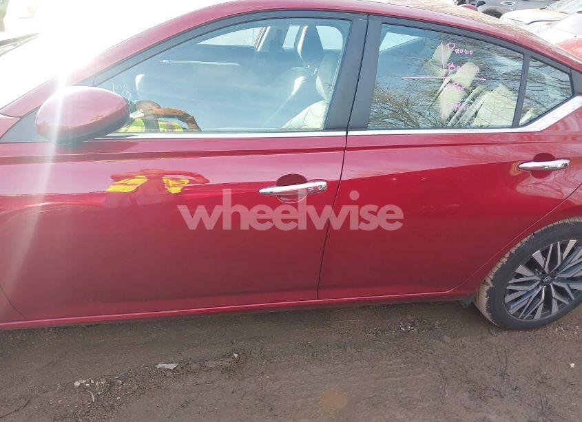 Photo 14 of 2023 Nissan Altima SV FWD (VIN 1N4BL4DV4PN316520)