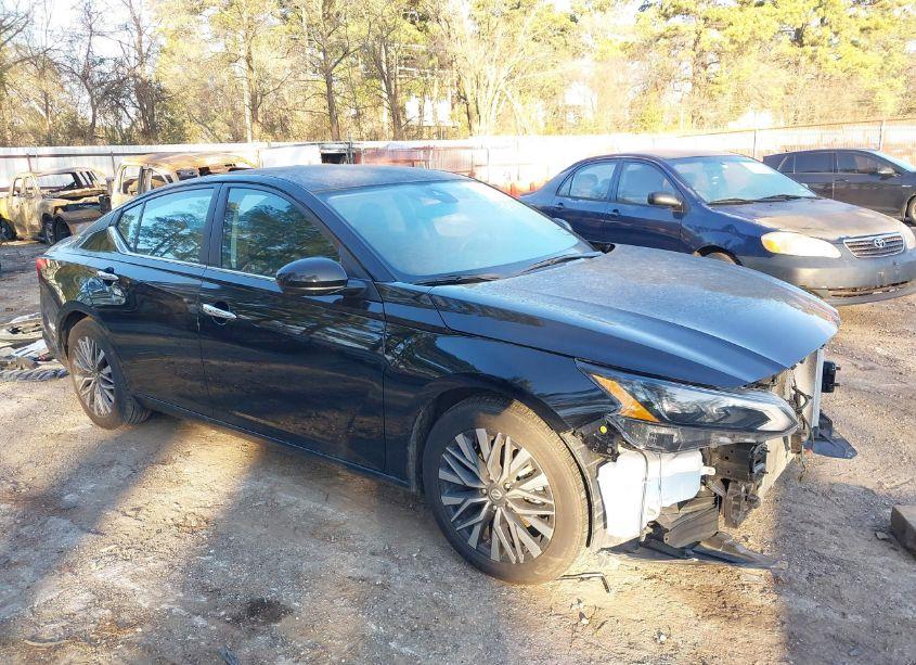 2023 Nissan Altima SV FWD (VIN 1N4BL4DV4PN370058) main photo