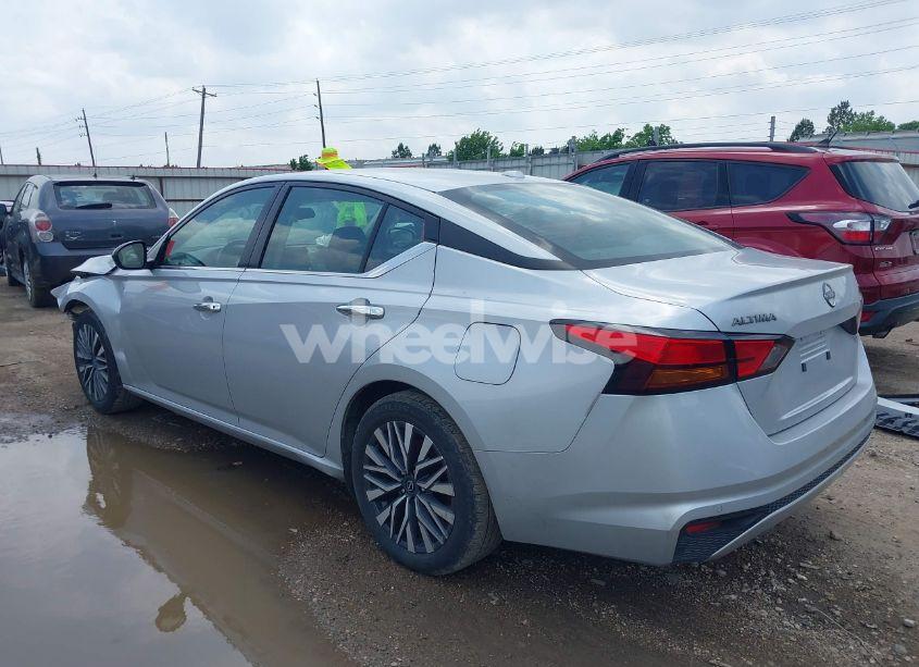Photo 3 of 2023 Nissan Altima SV FWD (VIN 1N4BL4DV4PN373266)