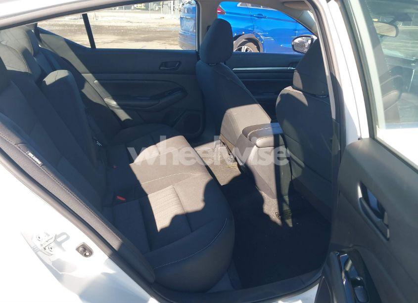 Photo 8 of 2023 Nissan Altima SV FWD (VIN 1N4BL4DV4PN384364)