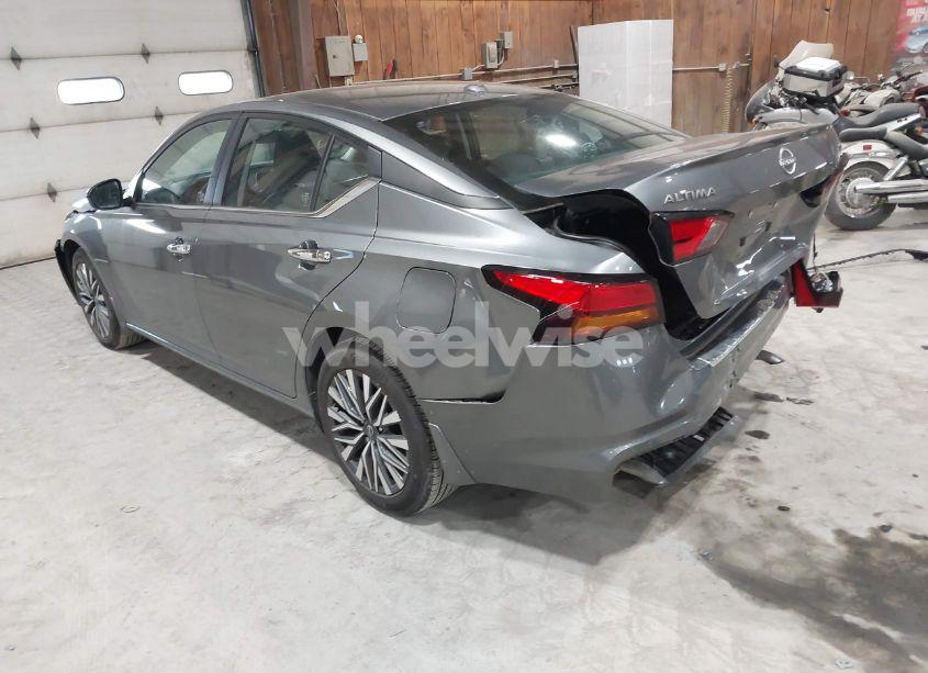 Photo 3 of 2023 Nissan Altima SV FWD (VIN 1N4BL4DV4PN398006)
