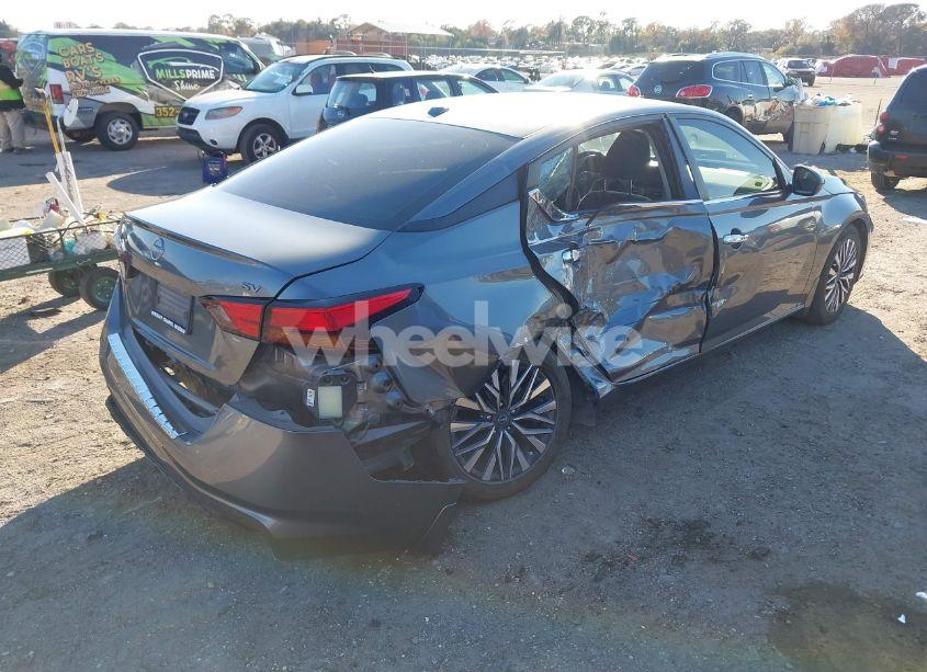 Photo 4 of 2023 Nissan Altima SV FWD (VIN 1N4BL4DV4PN398099)