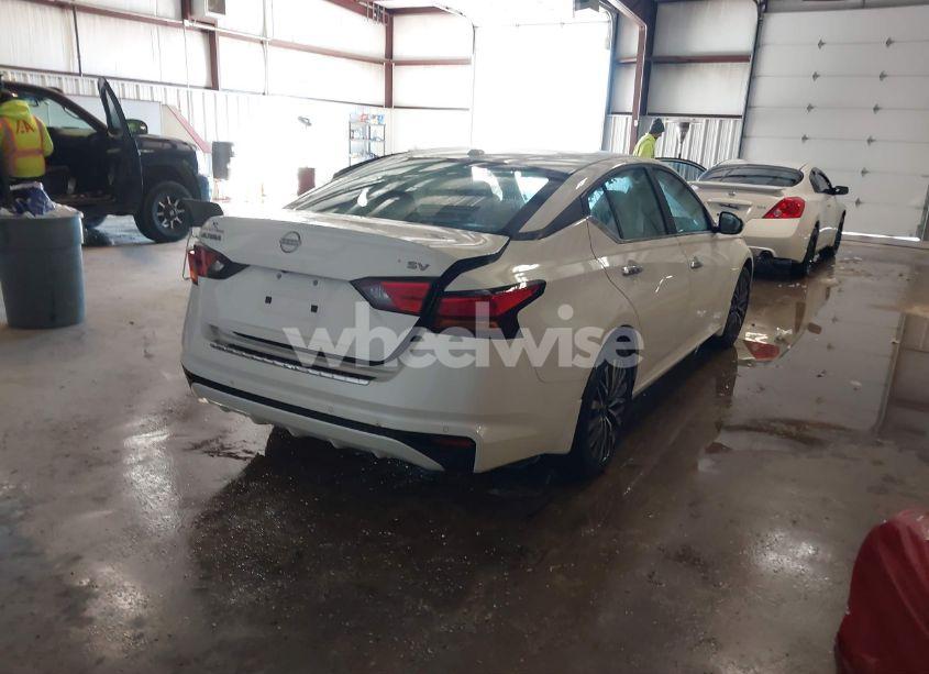 Photo 4 of 2023 Nissan Altima SV FWD (VIN 1N4BL4DV4PN416293)
