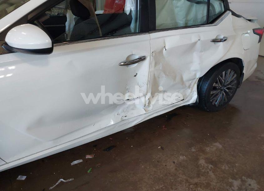 Photo 6 of 2023 Nissan Altima SV FWD (VIN 1N4BL4DV4PN416293)