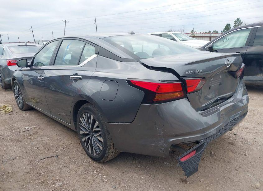 Photo 3 of 2024 Nissan Altima SV FWD (VIN 1N4BL4DV4RN334776)