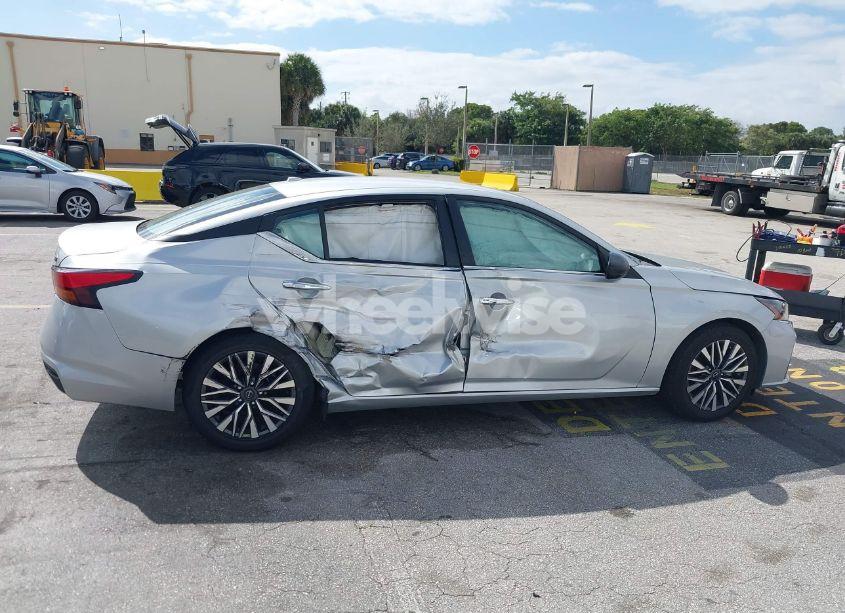 Photo 13 of 2024 Nissan Altima SV FWD (VIN 1N4BL4DV4RN345857)