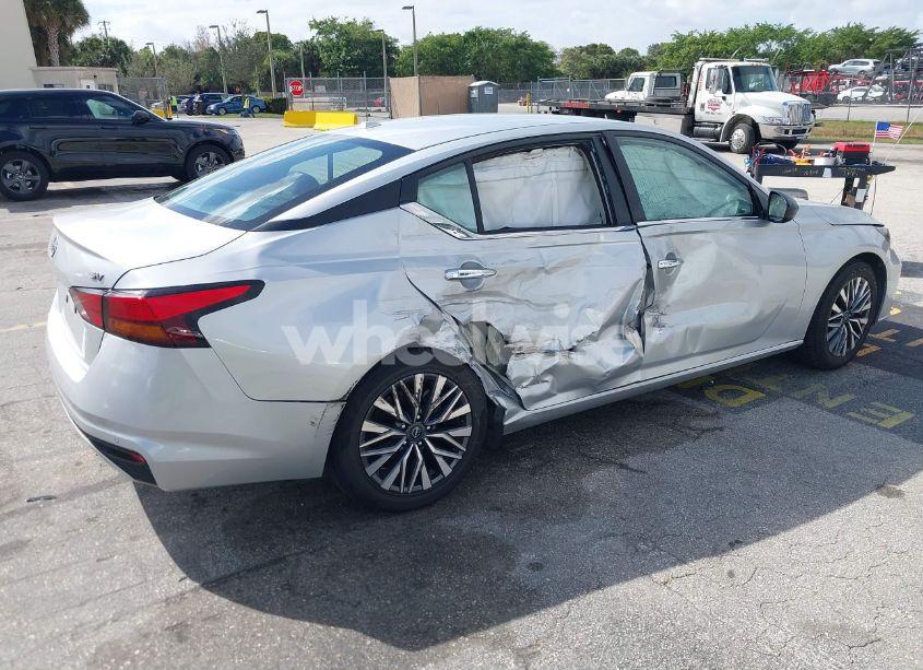 Photo 4 of 2024 Nissan Altima SV FWD (VIN 1N4BL4DV4RN345857)