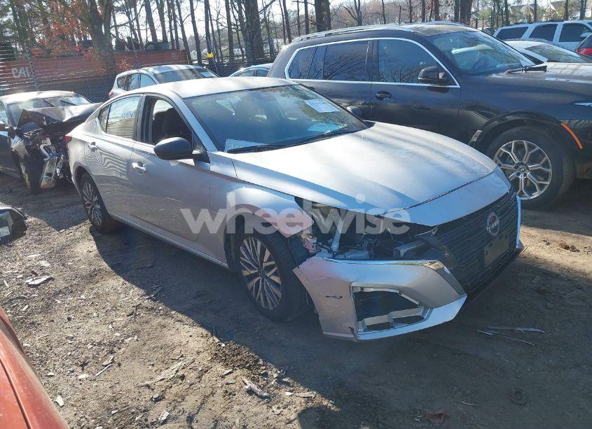 2024 Nissan Altima SV FWD (VIN 1N4BL4DV4RN346765) main photo