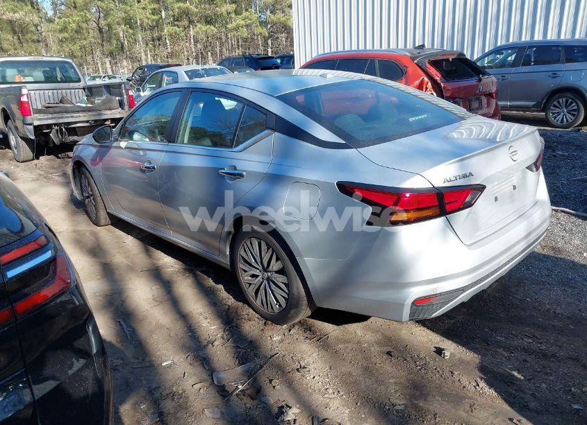 Photo 3 of 2024 Nissan Altima SV FWD (VIN 1N4BL4DV4RN346765)