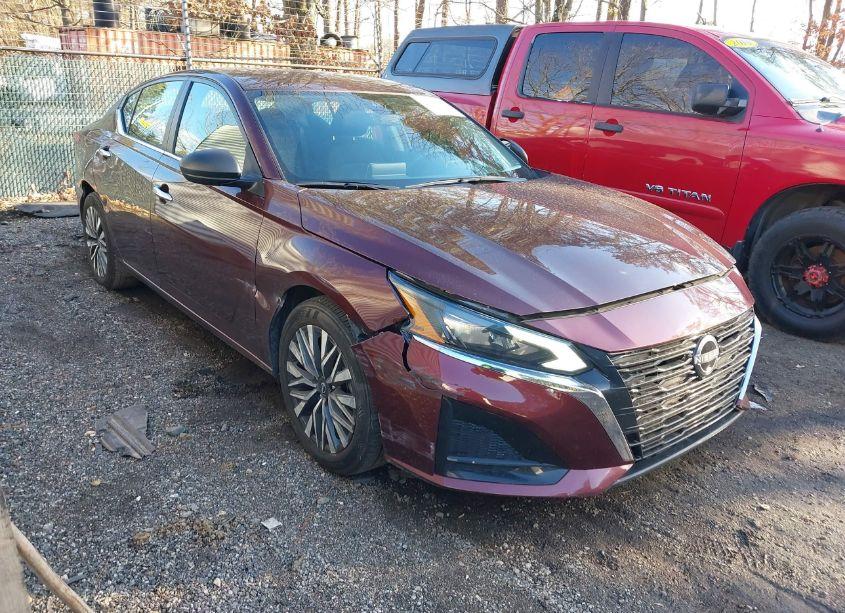 2024 Nissan Altima SV FWD (VIN 1N4BL4DV4RN359936) main photo