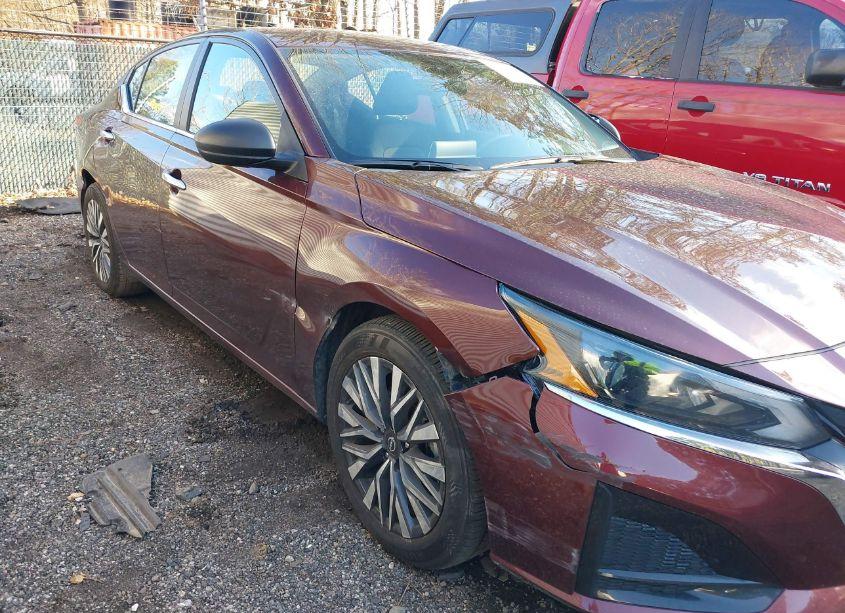 Photo 6 of 2024 Nissan Altima SV FWD (VIN 1N4BL4DV4RN359936)