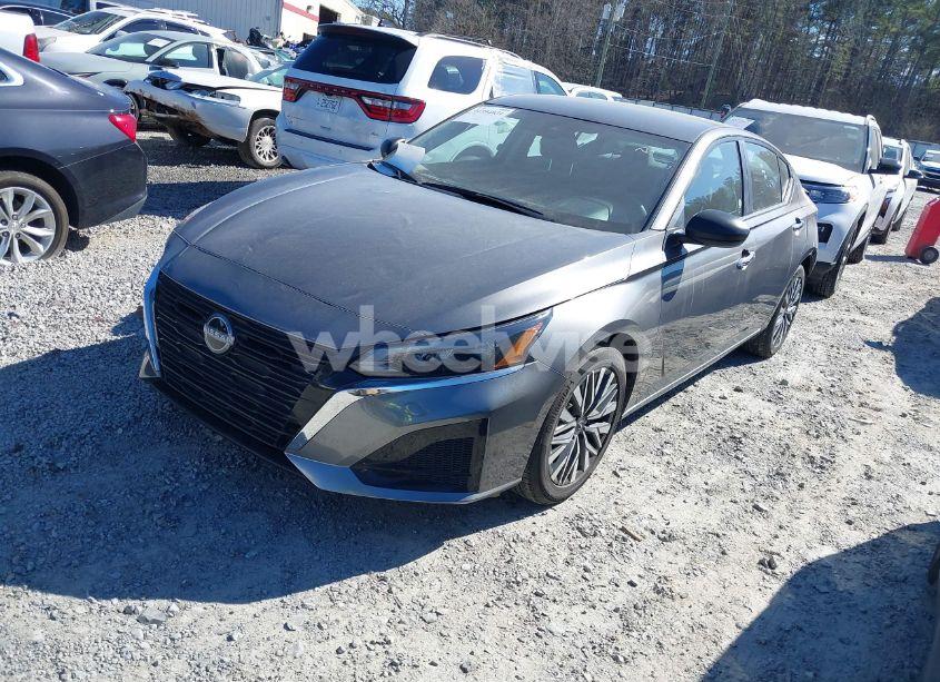 Photo 2 of 2024 Nissan Altima SV FWD (VIN 1N4BL4DV4RN364912)